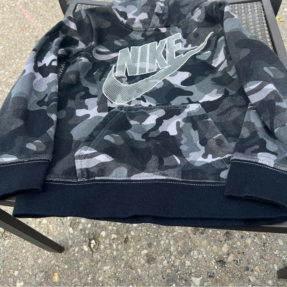 Bundle of 3 size 4th boy